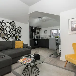  Apartment Nottage House Premier